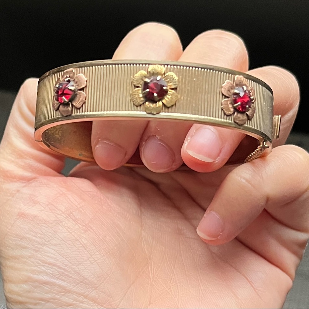 vi ntage bracelet
